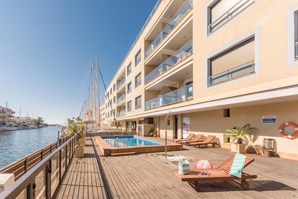 Pierre & Vacances Empuriabrava Εξωτερικό φωτογραφία