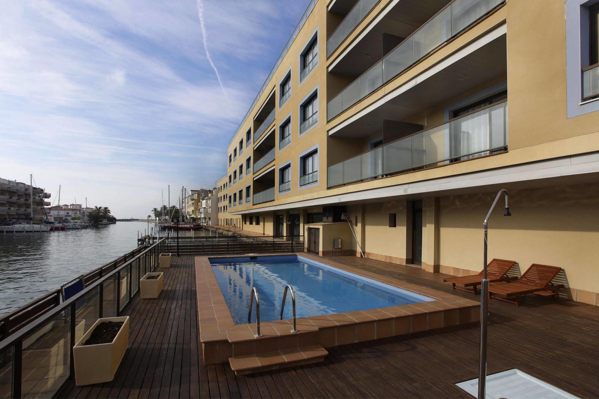 Pierre & Vacances Empuriabrava Εξωτερικό φωτογραφία